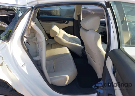 2021 Honda Accord Touring z USA, uszkodzony, nr VIN 1HGCV2F95MA029964